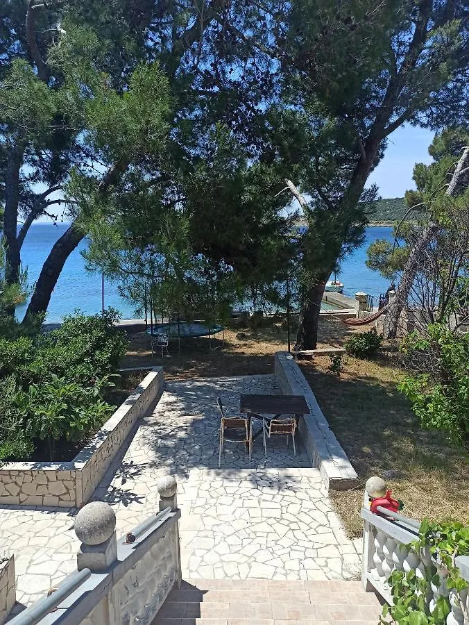 Seaside Dunka Apartment Martinscica  0*, Martinscica (Cres) Croatia